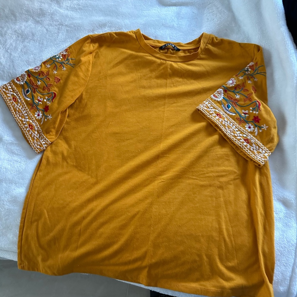 SHEIN top